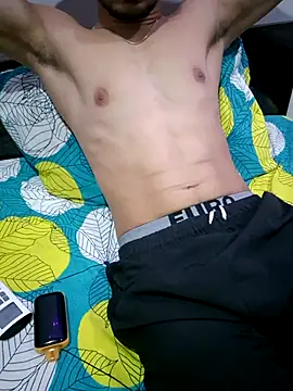 hot hunk boy online show from 09.28.25