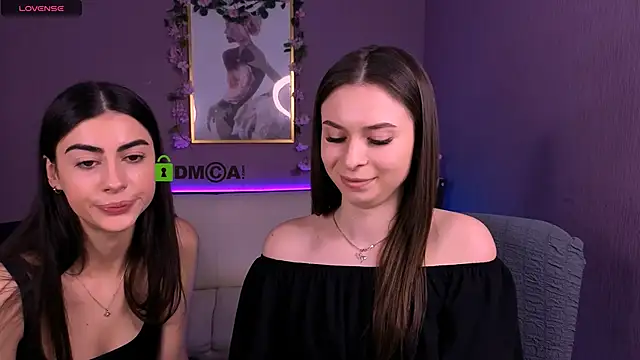 Snapshot of flora_ri chatting on 02.20.26 flora ri online show from 02.20.26