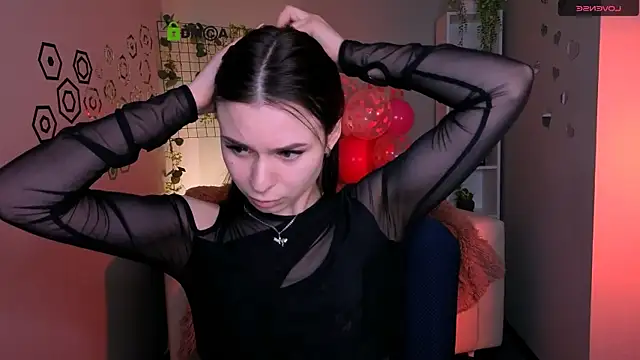 Snapshot of flora_ri chatting on 02.24.26 flora ri online show from 02.24.26