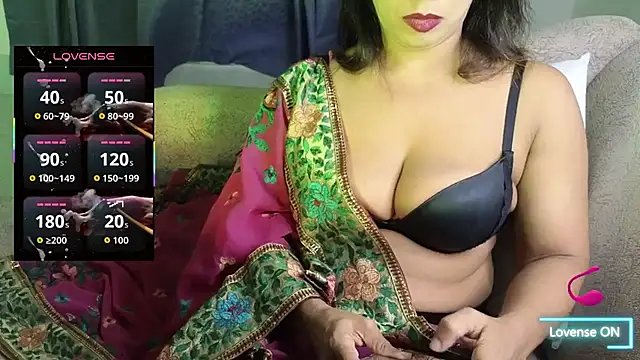 Snapshot of Bengali_Cute_Girl chatting on 10.03.25 Bengali Cute Girl online show from 10.03.25