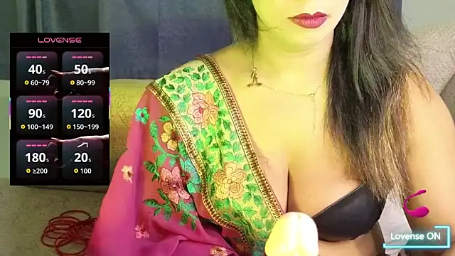 Snapshot of Bengali_Cute_Girl chatting on 10.19.25 Bengali Cute Girl online show from 10.19.25