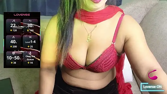 Snapshot of Bengali_Cute_Girl chatting on 10.30.25 Bengali Cute Girl online show from 10.30.25