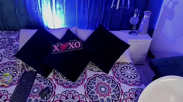 JeanneSabatier online show from 02.12.25