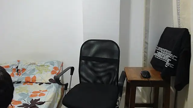 Aleex Miller online show from 11.05.25