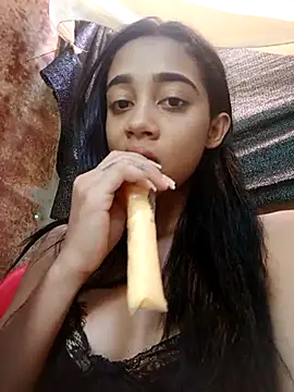 Zoe Sweett18 online show from 02.24.25