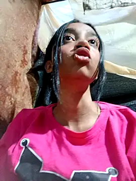 Zoe Sweett18 online show from 03.20.25