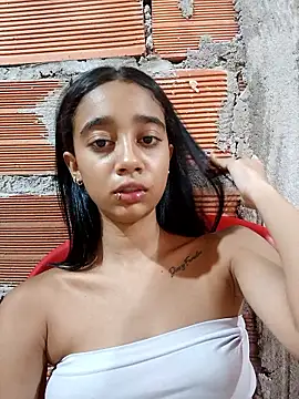 Zoe Sweett18 online show from 10.28.25