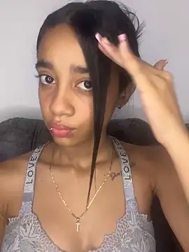 Zoe Sweett18 online show from 02.19.26