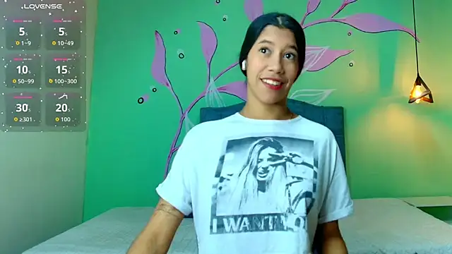 Connie Bell online show from 10.21.25