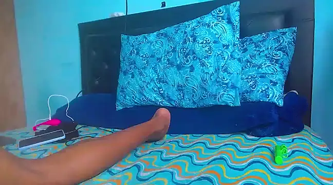 Biancalopez-02 online show from 01.26.25