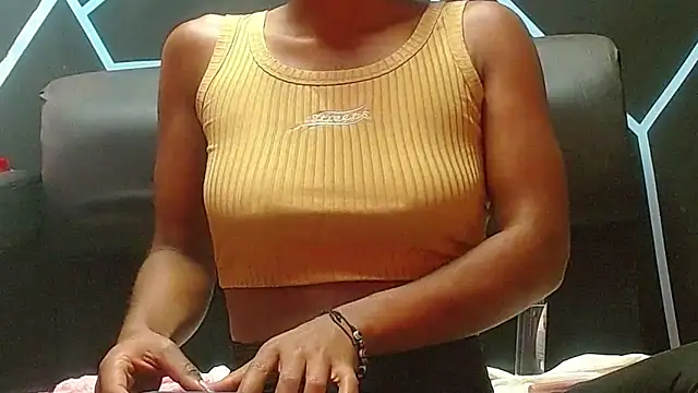 Biancalopez-02 online show from 09.22.25