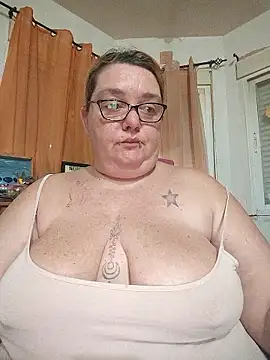 diosacurvy1984 online show from 01.13.26