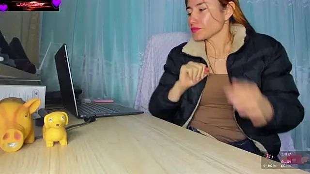 VioletParkker online show from 10.17.25