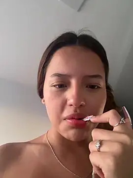 Sofia18 pinkk online show from 10.28.25