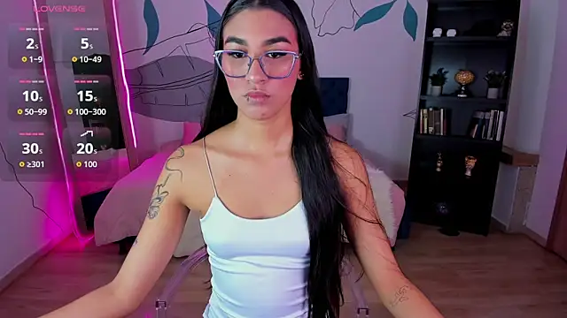 Dana Paula online show from 11.02.25