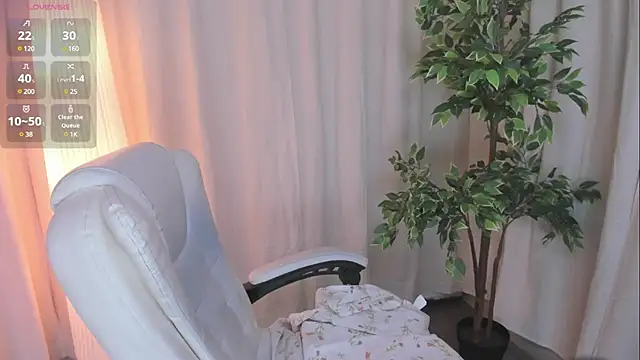 Snapshot of camilapersy chatting on 02.01.25 camilapersy online show from 02.01.25