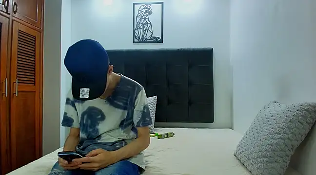 wolfandsky online show from 03.15.25