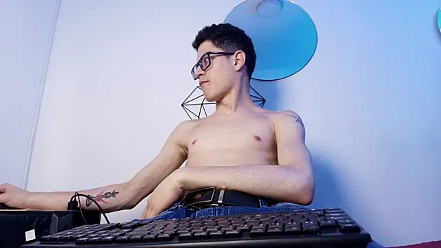 wolfandsky online show from 09.20.25