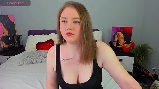 Snapshot of lillyloan4u chatting on 01.08.26 lillyloan4u online show from 01.08.26