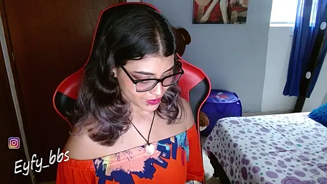 Snapshot of Eyfy_bbs chatting on 02.10.25 Eyfy bbs online show from 02.10.25