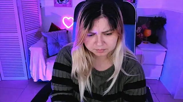 DiaAngell online show from 10.21.25