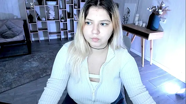 DiaAngell online show from 11.07.25