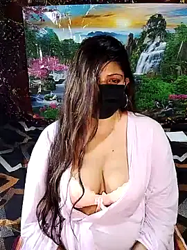 Snapshot of Lovely_WINDI chatting on 01.24.25 Lovely WINDI online show from 01.24.25