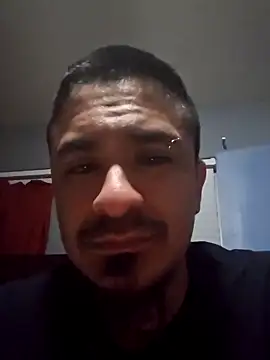 Snapshot of Burrrucecold00 chatting on 02.14.25 Burrrucecold00 online show from 02.14.25