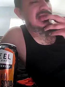 Snapshot of Burrrucecold00 chatting on 02.23.25 Burrrucecold00 online show from 02.23.25