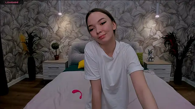 SusannJohnson online show from 02.23.25