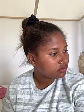 madell online show from 02.17.25