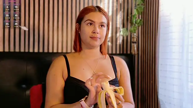 Sophie new25 online show from 10.23.25