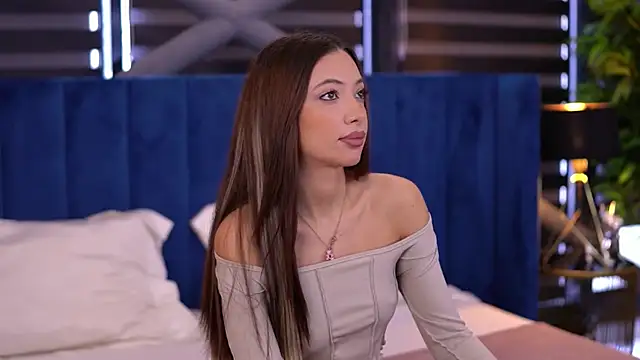 LaylaKristall online show from 02.27.25