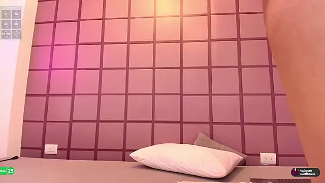 LissMonroe online show from 12.18.25