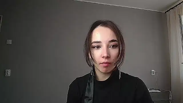 Eva Gloryy online show from 03.11.25