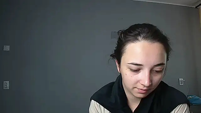 Eva Gloryy online show from 09.16.25