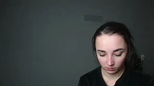 Eva Gloryy online show from 02.10.26