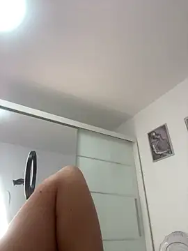 HotLivv69 online show from 10.16.25