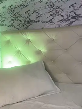 viktoria davis  online show from 02.08.25