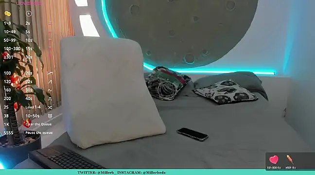 Snapshot of tattokoi chatting on 03.07.25 tattokoi online show from 03.07.25