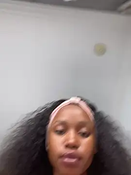 Go Meg online show from 02.07.25