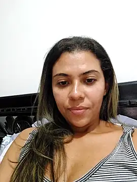 Snapshot of CallMeHeaven chatting on 11.26.25 CallMeHeaven online show from 11.26.25