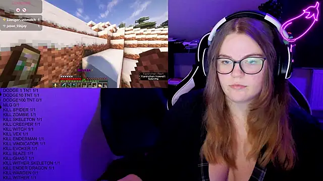 EveBaker04 online show from 10.18.25