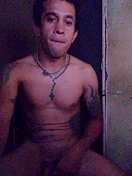 EstebanAkyLu online show from 02.22.25