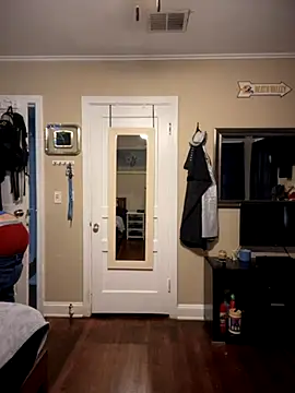 Snapshot of biggzee6 chatting on 09.16.25 biggzee6 online show from 09.16.25