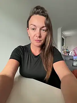 Snapshot of GoddessLucyRose chatting on 09.10.25 GoddessLucyRose online show from 09.10.25