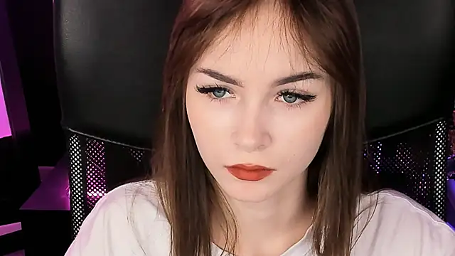 Snapshot of DakotaaJohnnson chatting on 02.11.25 DakotaaJohnnson online show from 02.11.25