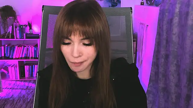 Snapshot of DakotaaJohnnson chatting on 02.21.25 DakotaaJohnnson online show from 02.21.25