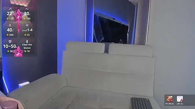 Snapshot of ValeriaOrtega chatting on 03.25.26 ValeriaOrtega online show from 03.25.26