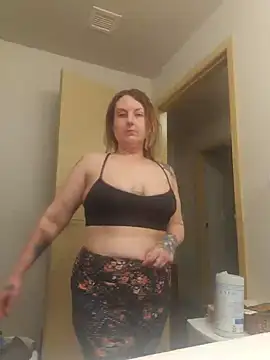 TattedMamaXOXO online show from 02.03.25